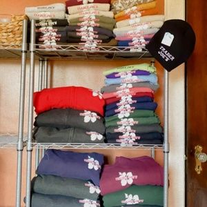 Trader Joe's Crew Shirts & Sweatshirts